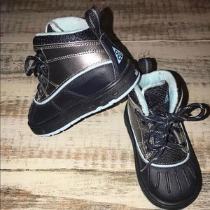 Navy Blue Nike Booties 7C